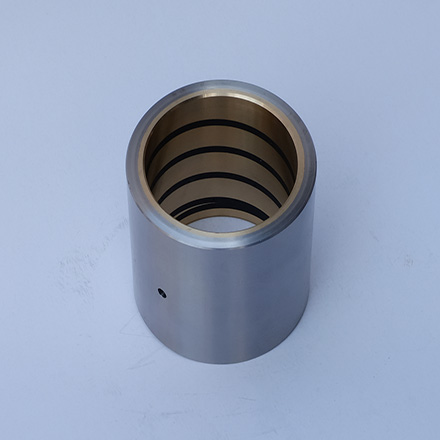 Self lubricating bearing